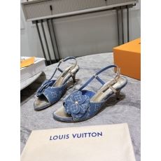 Louis Vuitton Slippers